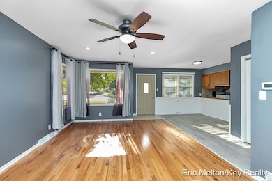 1305 Ball Ave NE, Grand Rapids, MI 49505 - photo 5