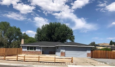 458 Steffanie Way, Sparks, NV 89431 - photo 2