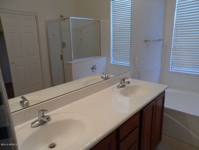 MASTER DOUBLE SINKS,SEPERAT TUB & SHOWER