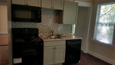 42 S Lenox St unit 2, Worcester, MA 01602 - photo 6