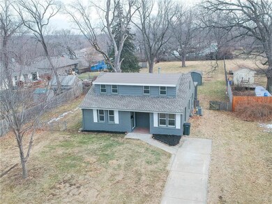 5315 Mastin St, Shawnee, KS 66203 - photo 2
