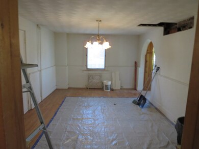 42 Adams Ave unit 1, West Newton, MA 02465 - photo 4