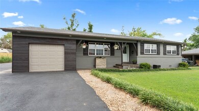 905 NW 10th St, Bentonville, AR 72712 - photo 3