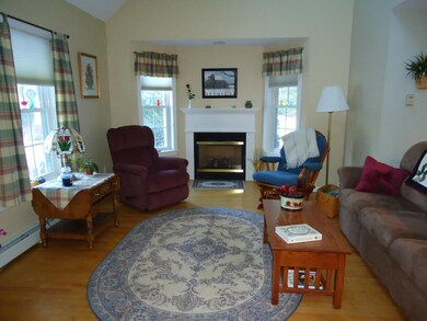 12 Nottingham Ct unit 40, Kennebunk, ME 04043 - photo 4