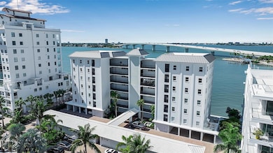 226 Golden Gate Point unit 21, Sarasota, FL 34236 - photo 4