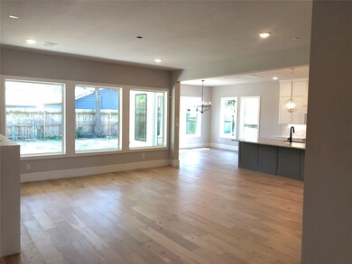 1325 Martin St, Houston, TX 77018 - photo 5