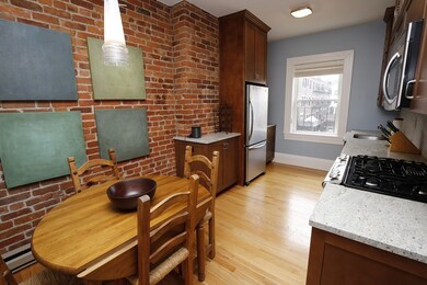 919 Beacon St unit 2, Boston, MA 02215 - photo 3
