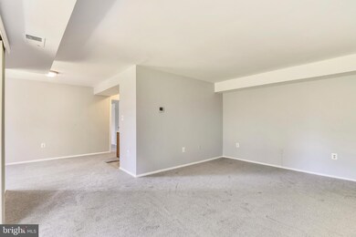 202 Park Terrace Ct SE unit 13, Vienna, VA 22180 - photo 5