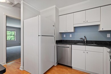 2321 Pillsbury Ave S, Minneapolis, MN 55404 - photo 5