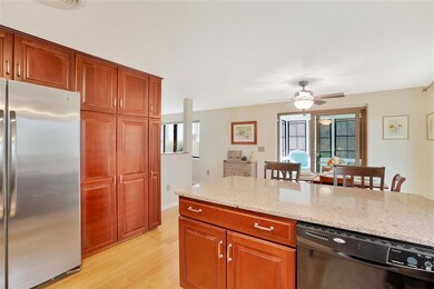 4 Cardinal Ct, MerriMacK, NH 03054 - photo 5