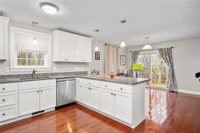 46 Berkley St, Woonsocket, RI 02895 - photo 5