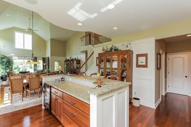 013-Kitchen-1769912-medium