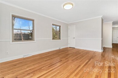 41 W Chapel Rd, Asheville, NC 28803 - photo 6