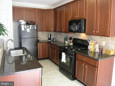 42707 Newcomer Terrace, Chantilly, VA 20152 - photo 6