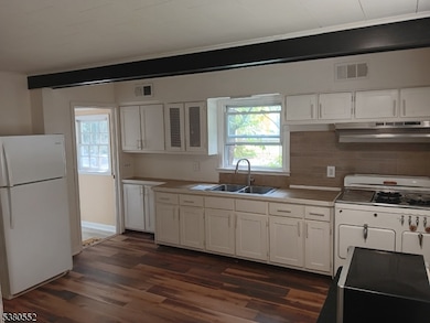 1339 Park Ave unit 41, Plainfield, NJ 07060 - photo 2