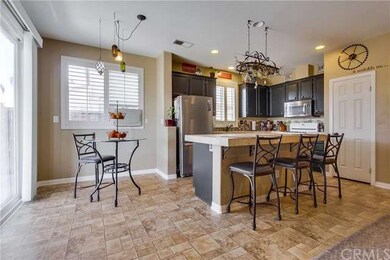 Island with breakfast bar