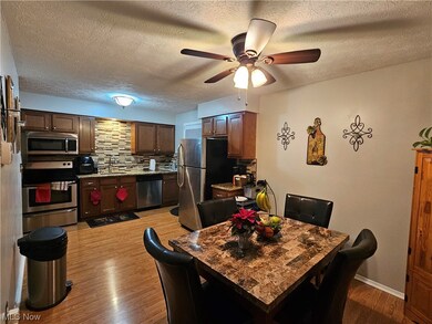 29538 Catawba St, Wickliffe, OH 44092 - photo 2