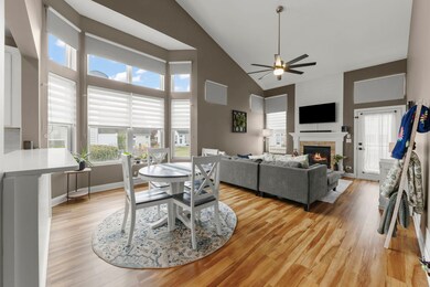 907 Bluebell Cir, Joliet, IL 60431 - photo 7