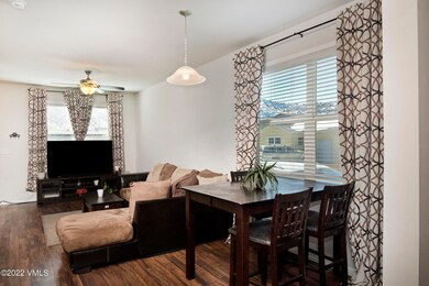100-Salmon-Loop-MLS_06