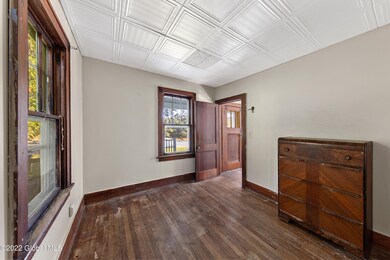 29 Worden Rd, Schenectady, NY 12302 - photo 6