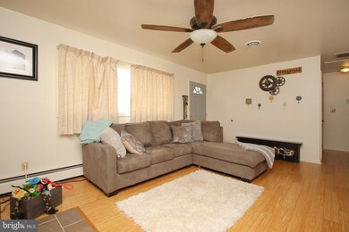 5876 Mineral Hill Rd, Sykesville, MD 21784 - photo 7