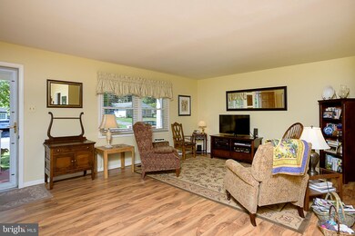 4913 Rocky Spring Ln, Bowie, MD 20715 - photo 6