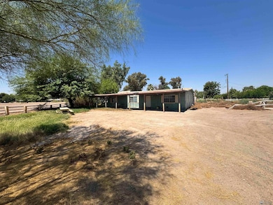 8692 S Mojave Ln, Yuma, AZ 85364 - photo 2