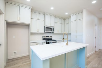 1118 Washington Ave, Mission, TX 78572 - photo 5