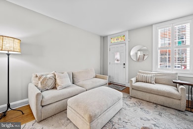 307 S Exeter St, Baltimore, MD 21202 - photo 5