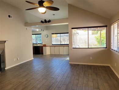 16142 Manor Point Dr, Houston, TX 77095 - photo 4