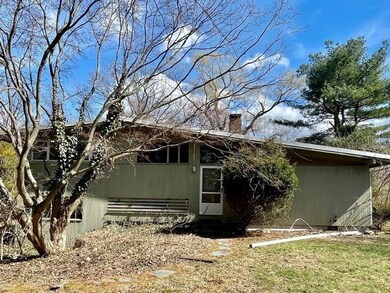 352 N Emerson Rd, Lexington, MA 02420 - photo 2