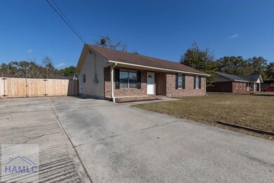 141 Kyle Ln, Hinesville, GA 31313 - photo 4