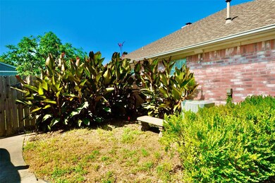 910 Overton Dr, Weatherford, TX 76086 - photo 6