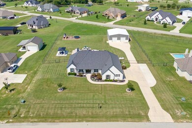 325 Palo Alto Dr, Springtown, TX 76082 - photo 4