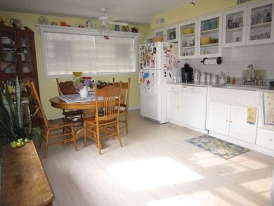 1017 Westchester Blvd, Westchester, IL 60154 - photo 2