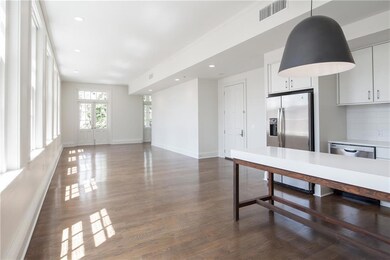 1823 Prytania St unit 209, New Orleans, LA 70130 - photo 2