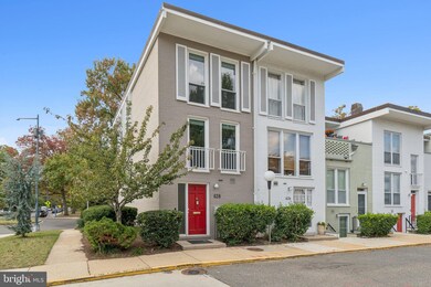 628 3rd St SW unit 115, Washington, DC 20024 - photo 3