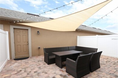 Private Backyard, great for entertaining!