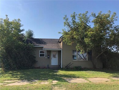 24 W Gates St, Rice Lake, WI 54868 - photo 2