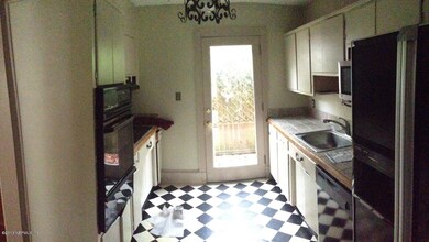 3856 Eloise St, Jacksonville, FL 32205 - photo 5