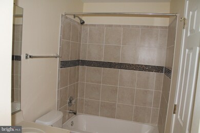 25392 Shipley Terrace, Chantilly, VA 20152 - photo 6