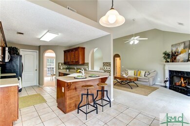 Kitchen/Breakfast Area