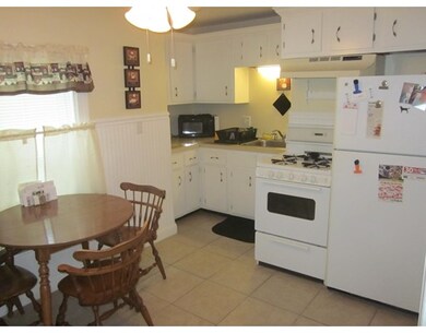711 Washington St unit 3, Abington, MA 02351 - photo 5