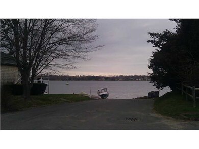 Waterfront/Dock/Pier.