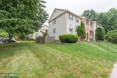 3321 Stone Heather Ct, Herndon, VA 20171 - photo 2