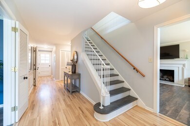 4302 Edgecliff-5