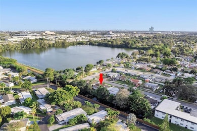 5511 SW 36th Ct, Davie, FL 33314 - photo 2