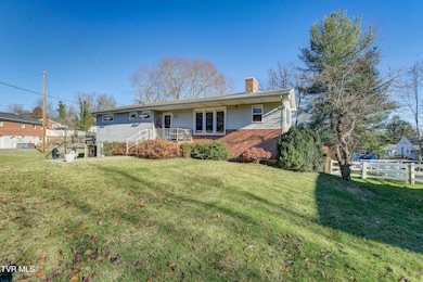 1309 Indian Hills Dr, Bristol, TN 37620 - photo 2