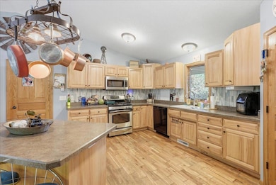 906 131st Ave, New Richmond, WI 54017 - photo 4