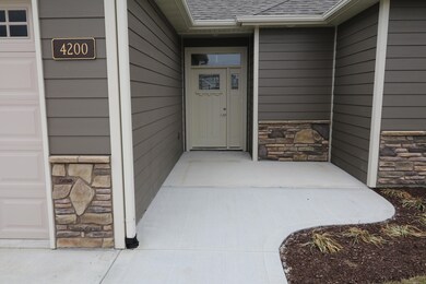 4200 Meadow View Dr, Columbia, MO 65201 - photo 3